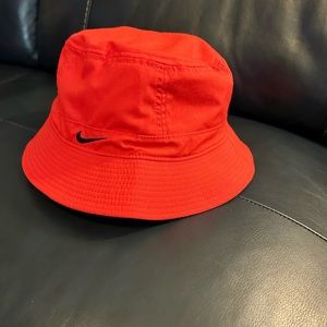Nike Men's Bucket Hat - Red with BLACK swoosh - L/XL